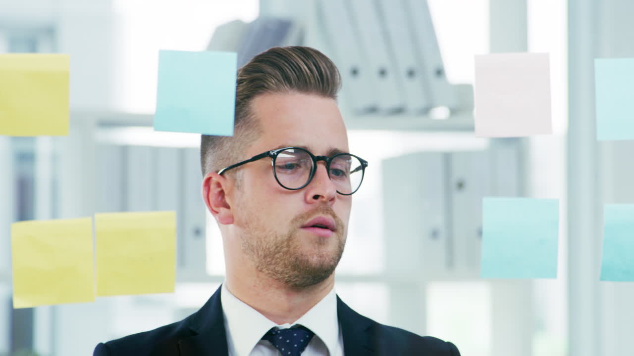 trabajando en su próximo gran plan