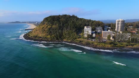 Coastal-Mountain---Burleigh-Heads-National-Park---Blue-Ocean-Waves-And-Beach-In-Summer---Gold-Coast,-QLD,-Australia