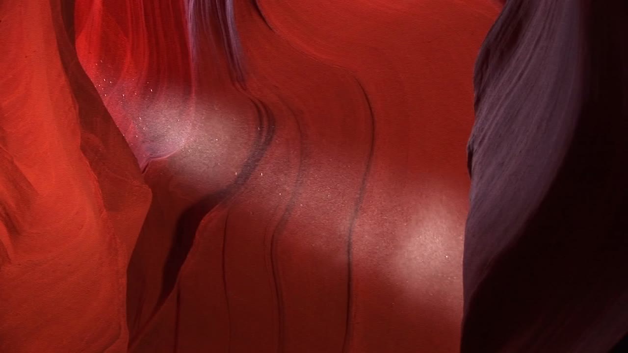 Mediumshot Of A Light Beam Illuminating An Interior Space In Antelope Canyon Arizona 7