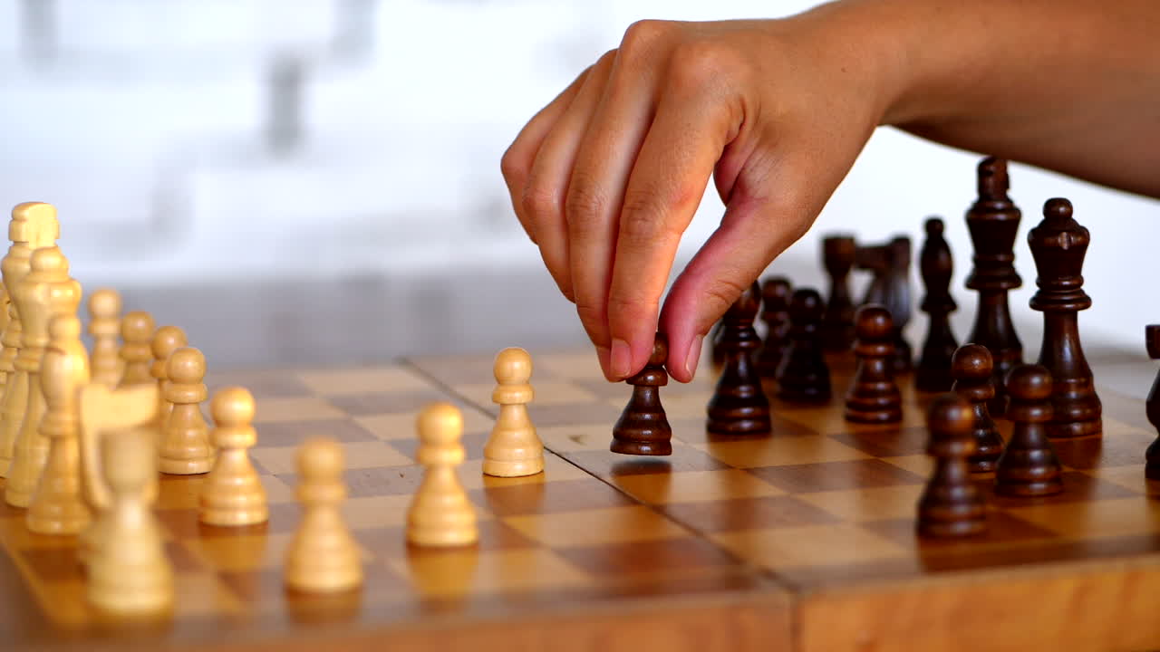 유리 체스 조각