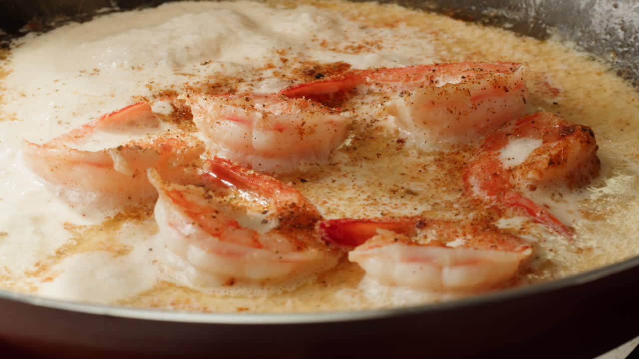 Cooking Shrimp in Creamy Sauce