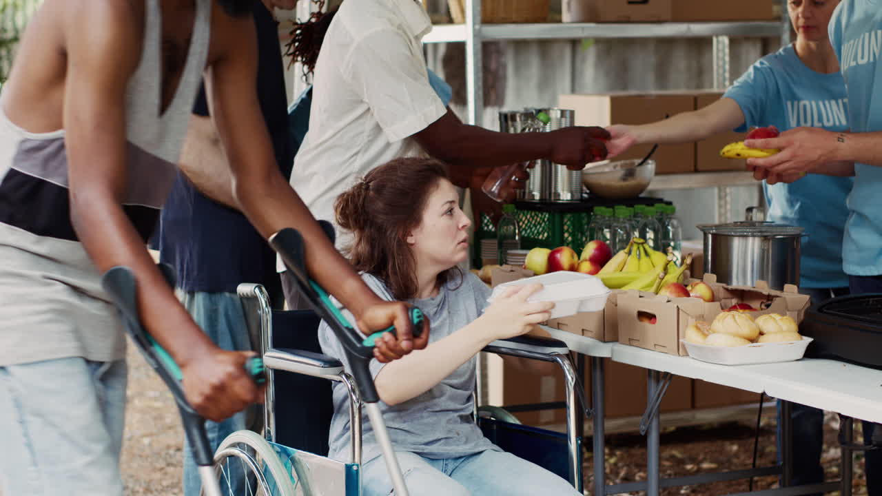 ajuda humanitária aos deficientes