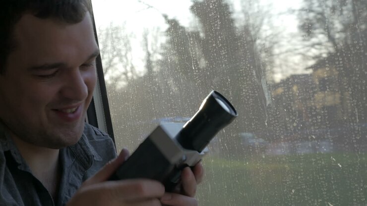 Vuole realizzare un film sul suo viaggio
