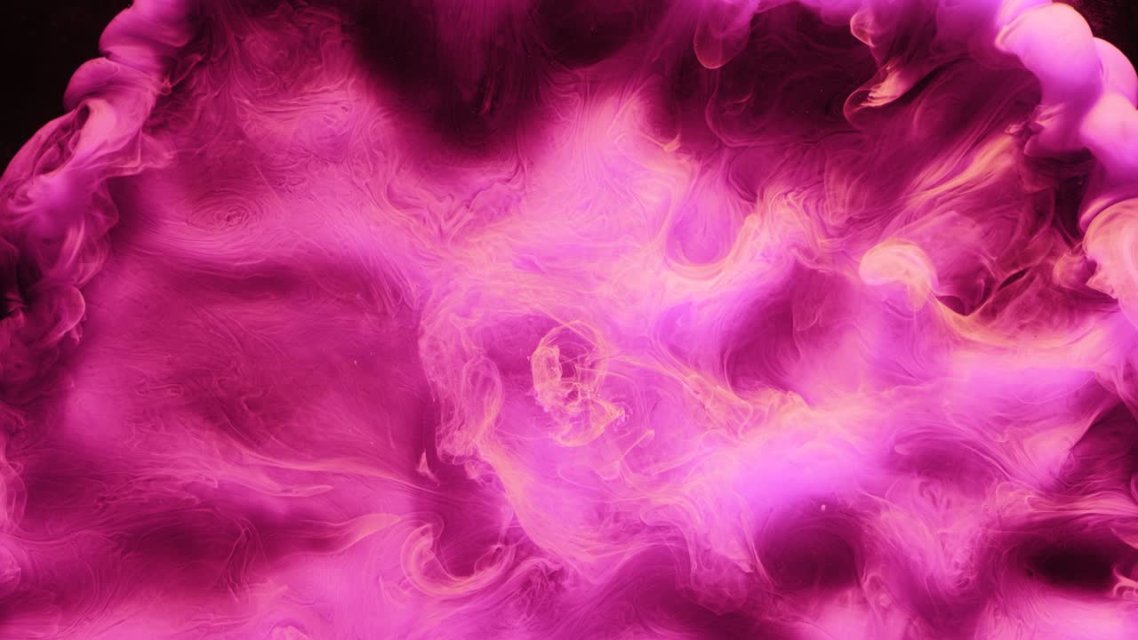 la pintura estalla el agua magenta la explosión el flujo de humo