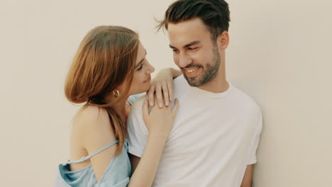 retrato de una pareja feliz