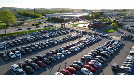 Carmax-Händlerparkplatz