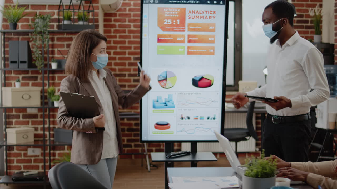 Business people doing teamwork for project planning