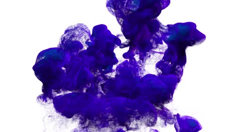tinta de partícula. tinta azul 3d inyectada en agua sobre fondo blanco con luma matte como canal alfa. efecto de tinta con pluma de tinta masiva. puffs de pintura bajo el agua para efectos o fondo brillante.