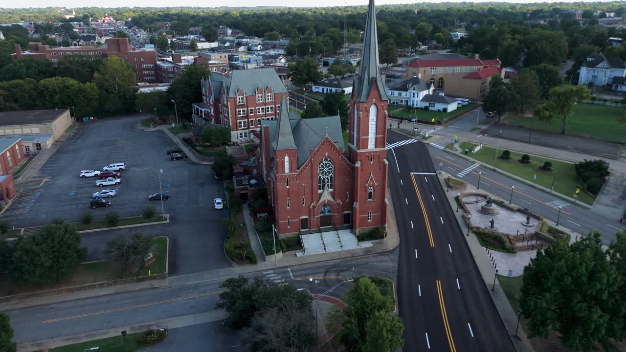 Drone orbiting Immaculate Conception Church in Fort Smith, Arkansas