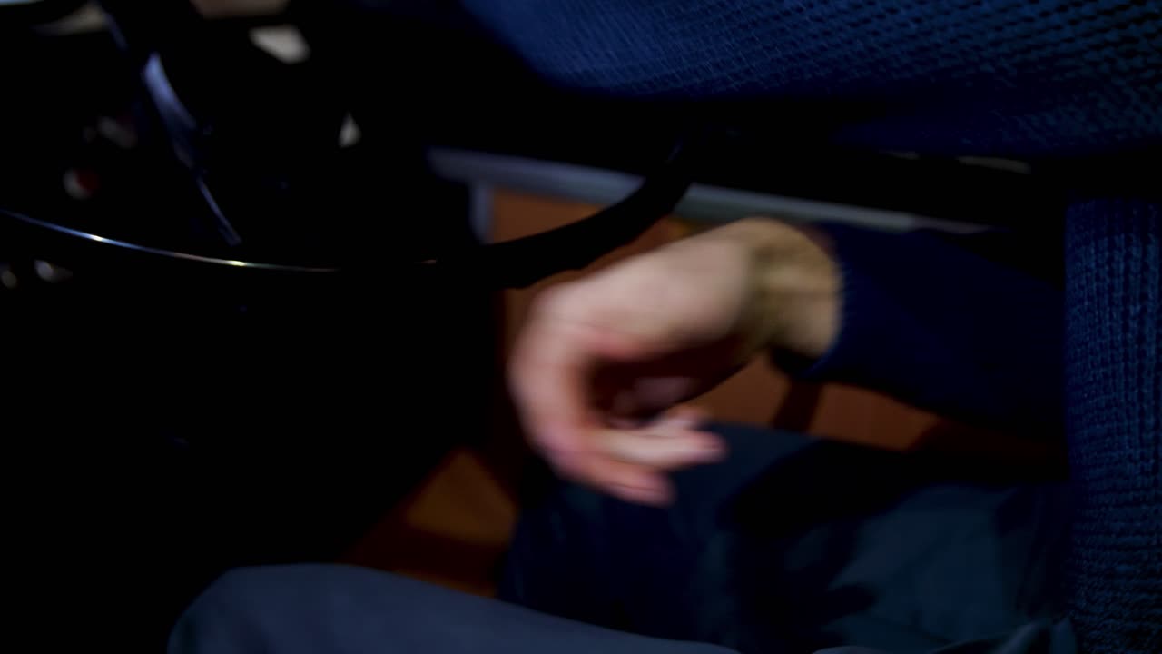 차량을 운전하는 사람