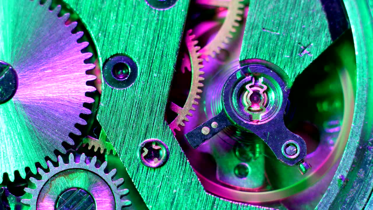 vigilar el mecanismo de cerca