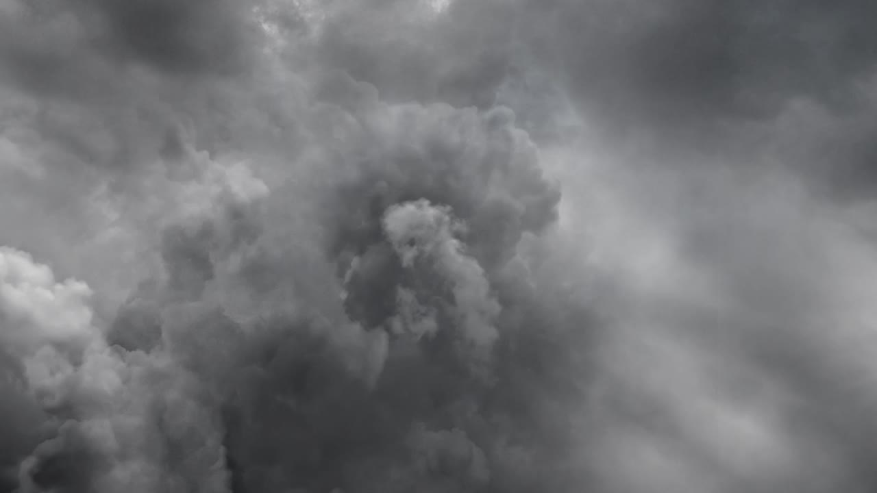 cumulonimbus 구름과 번개 폭풍 플래시