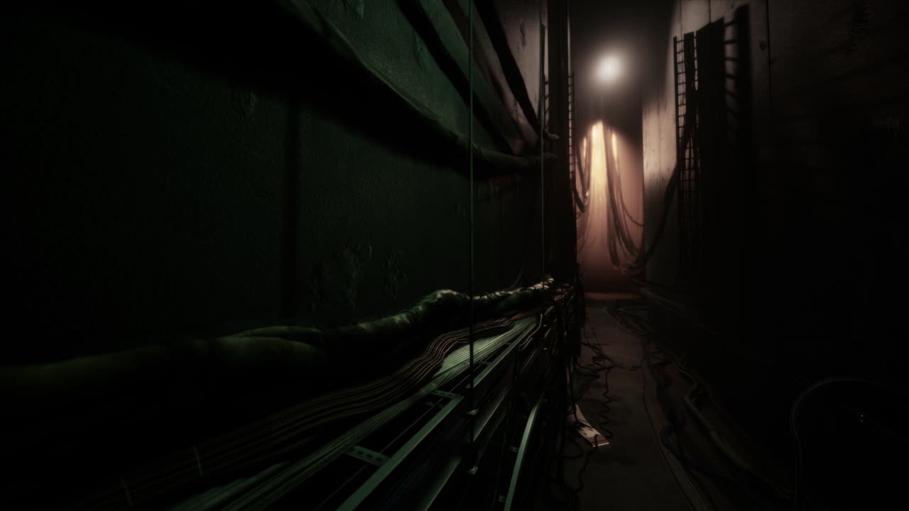 un oscuro y espeluznante túnel abandonado