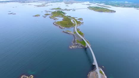 Luftaufnahmen-Der-Atlantikstraße-In-Norwegen