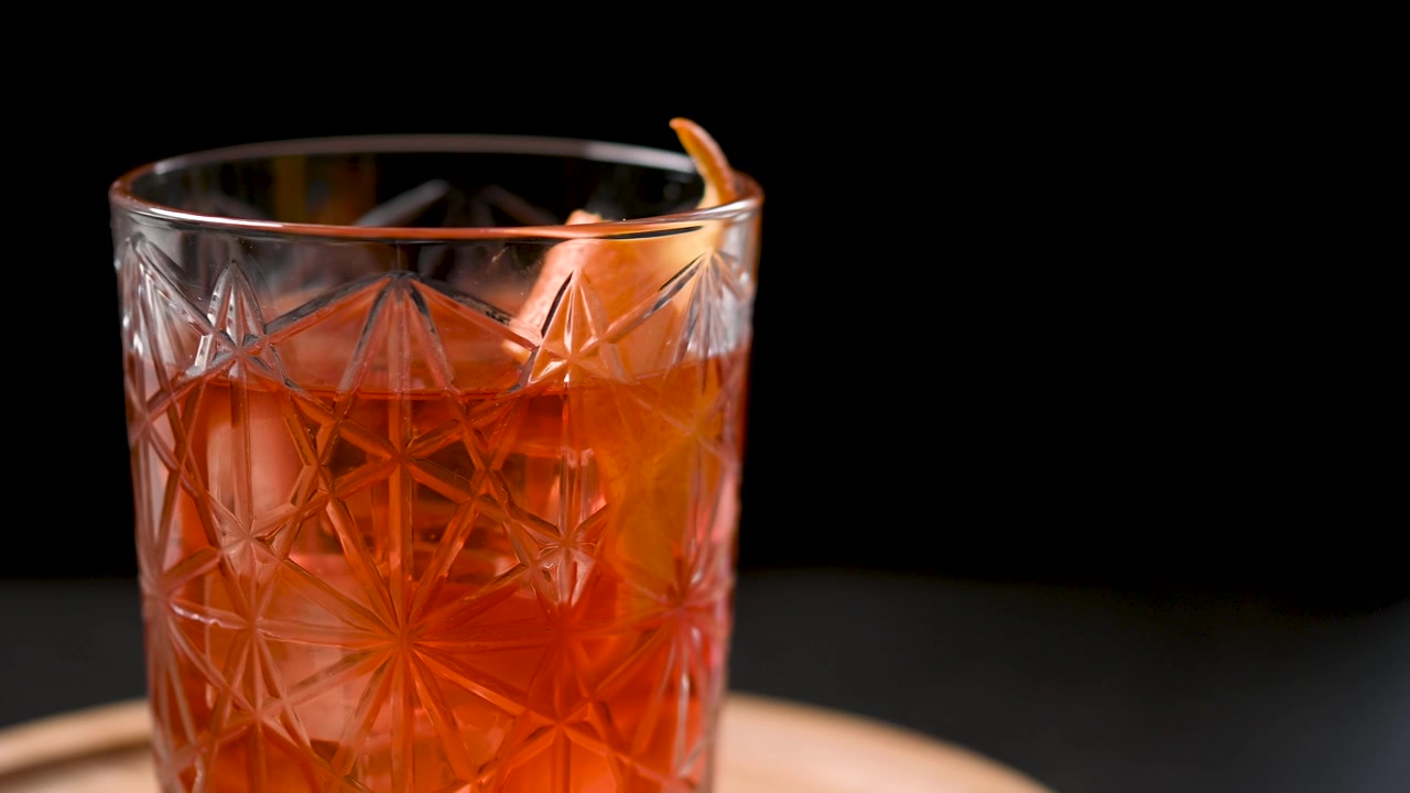 Cocktail Old Fashioned in rotazione