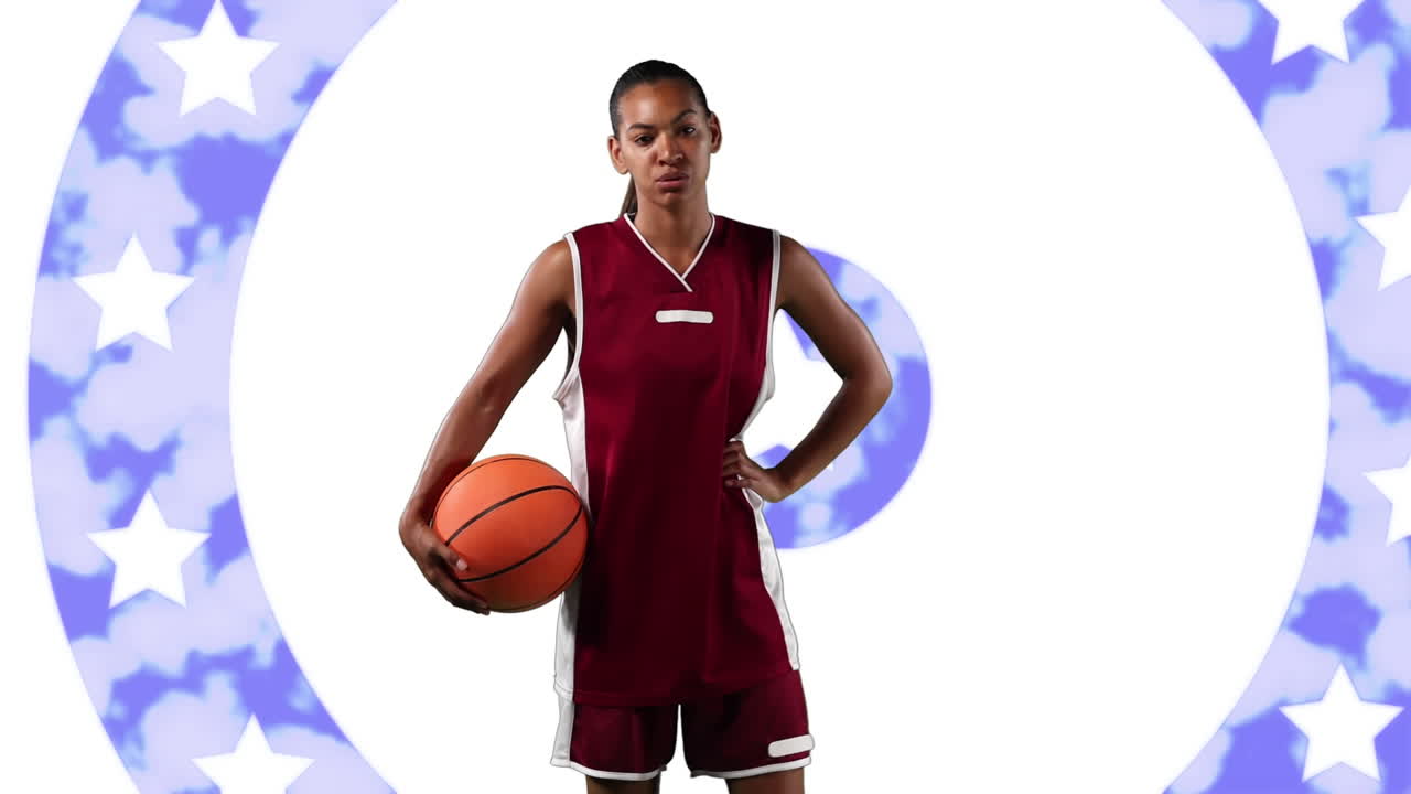 Animation af kvindelig basketballspiller over amerikansk flagmønster og farvede cirkler