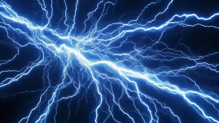 Fulmini elettrici blu intensi su sfondo scuro