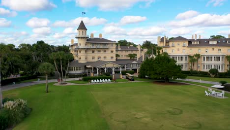 El-Famoso-E-Histórico-Resort-De-La-Isla-Jekyll