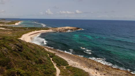 Secuencia-De-Video-De-Drones-En-La-Bahía-&quot;le-Souffleur&quot;-En-Guadalupe