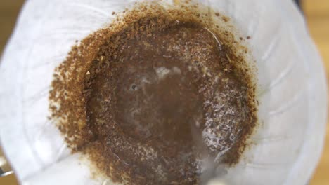 Spezialfilterkaffee,-Der-Dampfende-Filmische-Übergänge-Aufbrüht