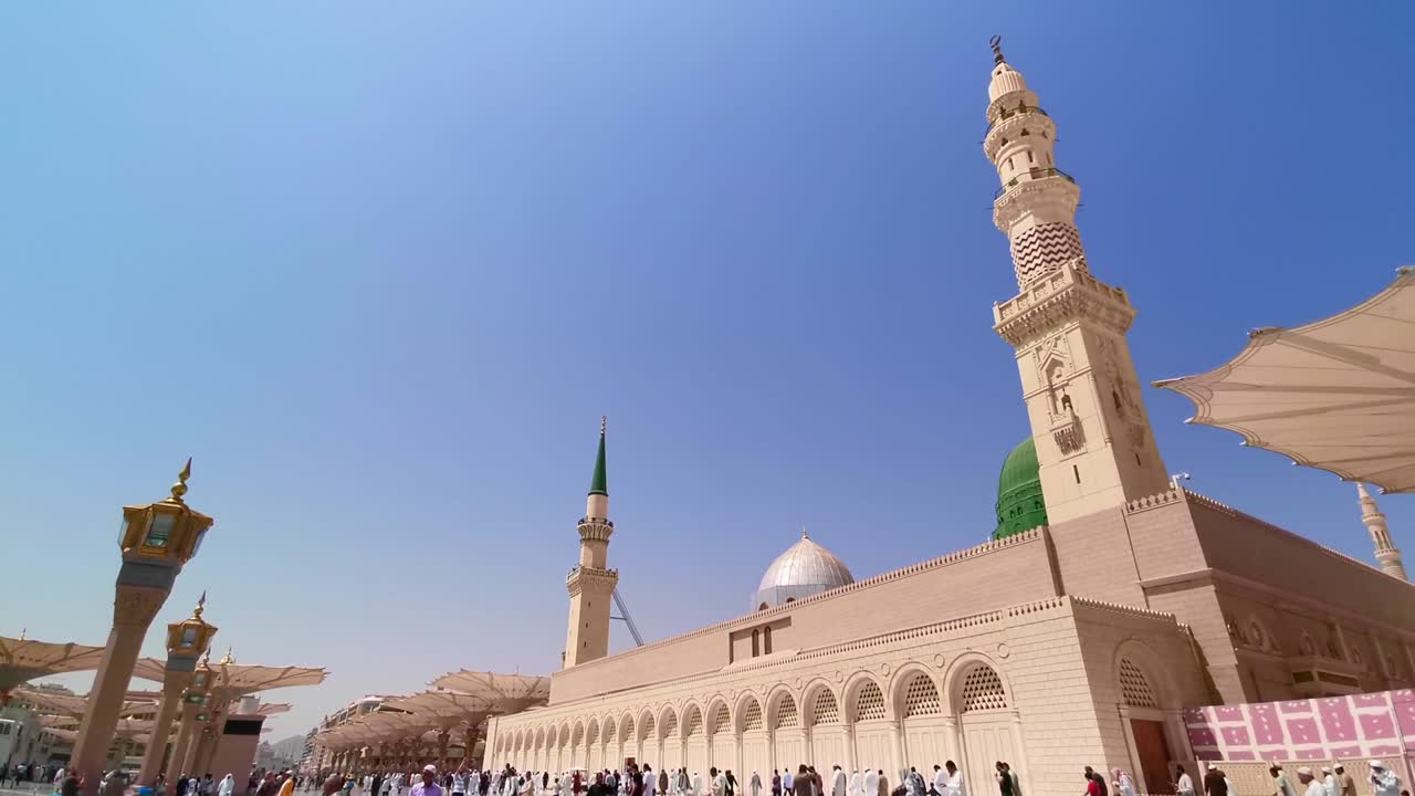 clips de imágenes del edificio exterior de la mezquita de nabawi en medina (madina)