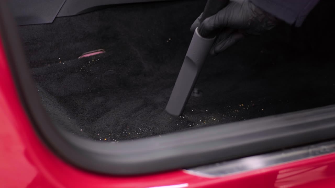 limpieza profesional de automóviles. lavado de sars. limpieza en seco y detallado de la cabina. limpiación profunda de la carrocería, limpieza de asientos. limpia de espuma en el lavado de coches. limpia del panel del automóvil del polvo. una aspiradora