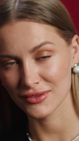 woman applying mascara