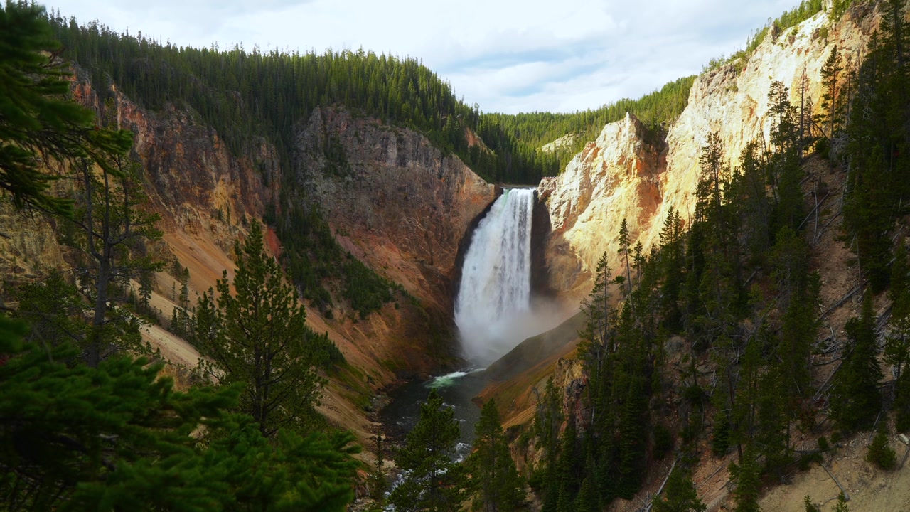 Titik Inspirasi, Grand Canyon Yellowstone, Tepi Air Terjun Bawah, Titik Batu Merah, Titik Pandang, air terjun bertingkat, Taman Nasional Yellowstone, Wyoming AS, pemandangan alam, awan pagi yang cerah