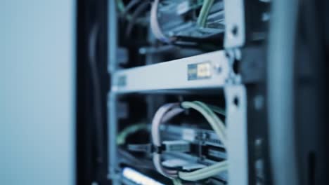 a detailed look at the intricate design and workings of servers in a data center. discover how these machines manage vast amounts of data and support various applications.