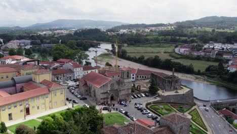 Matriz-Church-and-surrounding-landmarks-in-Barcelos,-Portugal---aerial