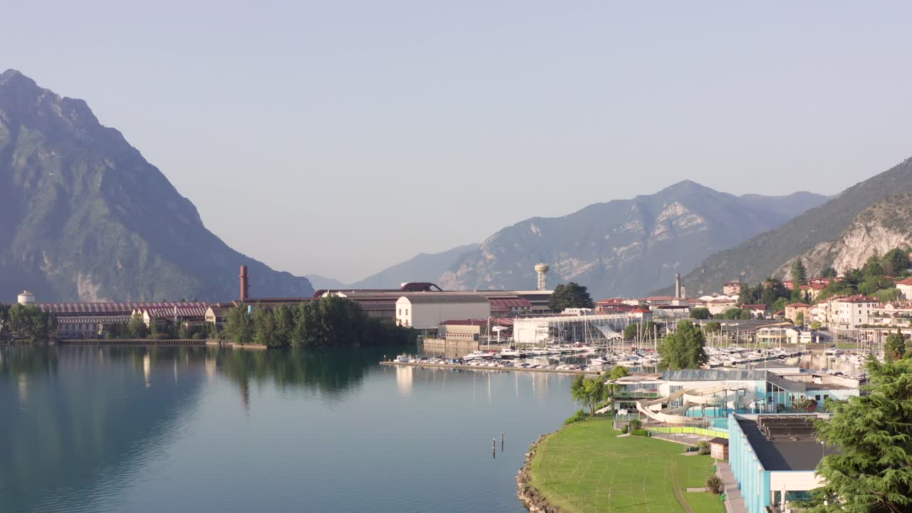 lovere 항구, iseo 호수, 롬바르디아 이탈리아의 멋진 공중 전망