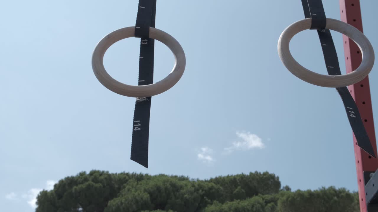 gymnastic rings details before a crossfit competition