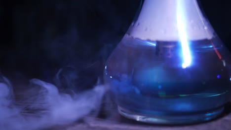 narguile con humo azul