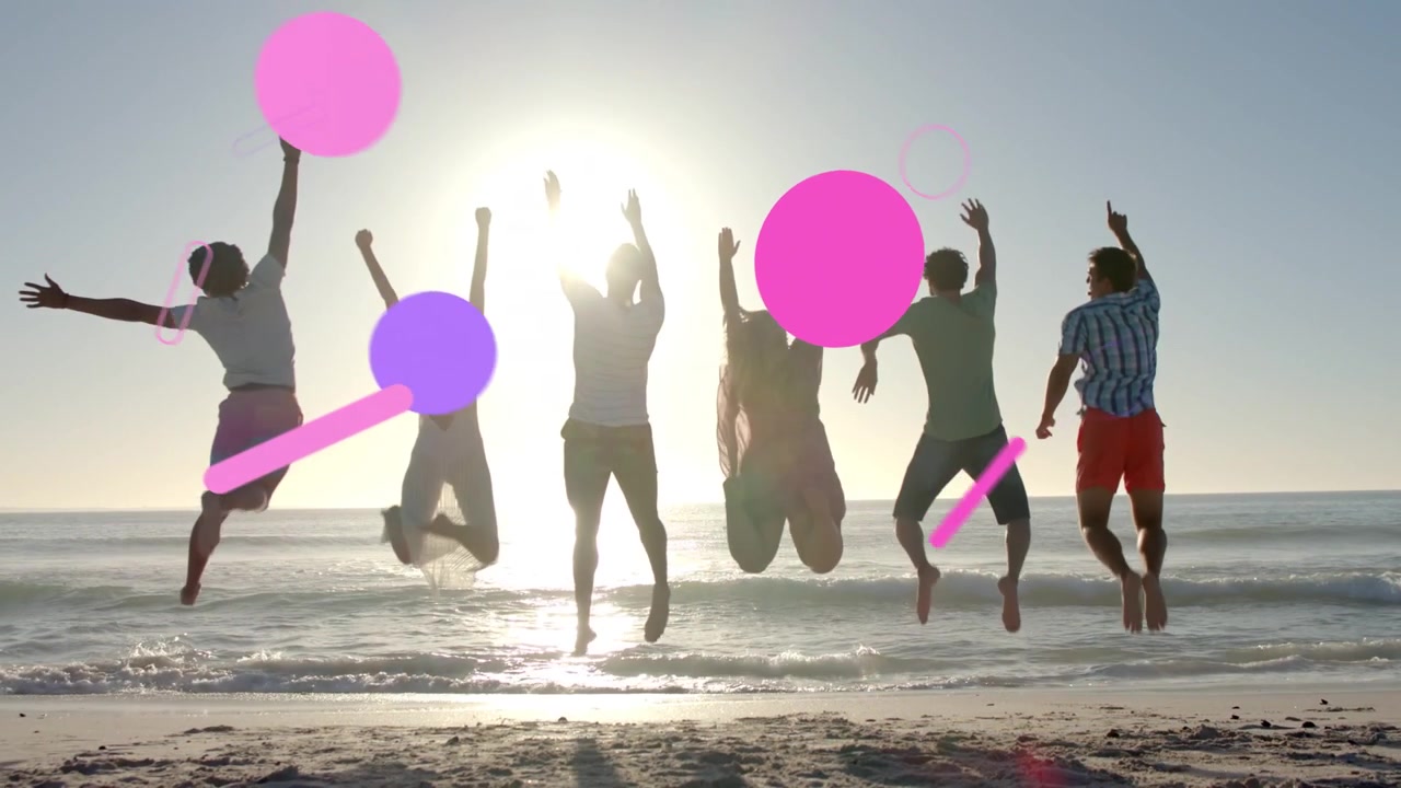 Zes vrienden op het strand beginnen synchroon te springen, waarbij levendige ringen hun schaduwen bedekken voor marketing.