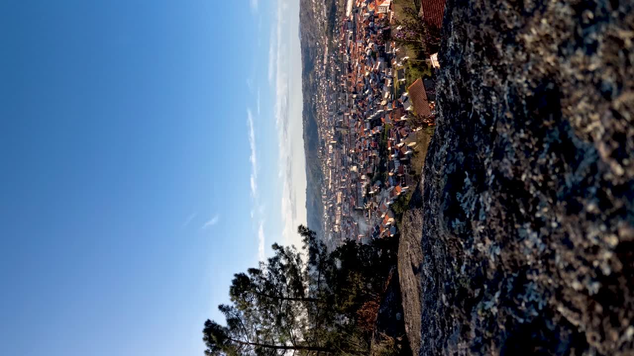 el lapso de tiempo vertical, montealegre punto de vista con vistas a la ciudad de ourense españa