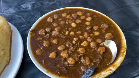 chole bhature en punjabi