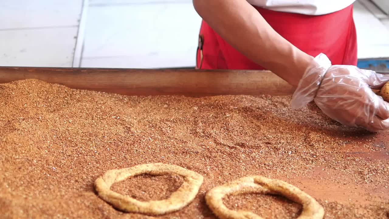 Making Simit (Turkish Sesame Bread)