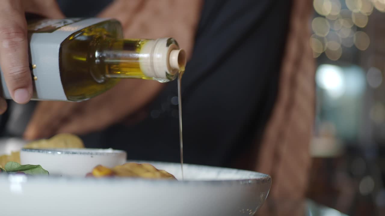 Food preparation with olive oil