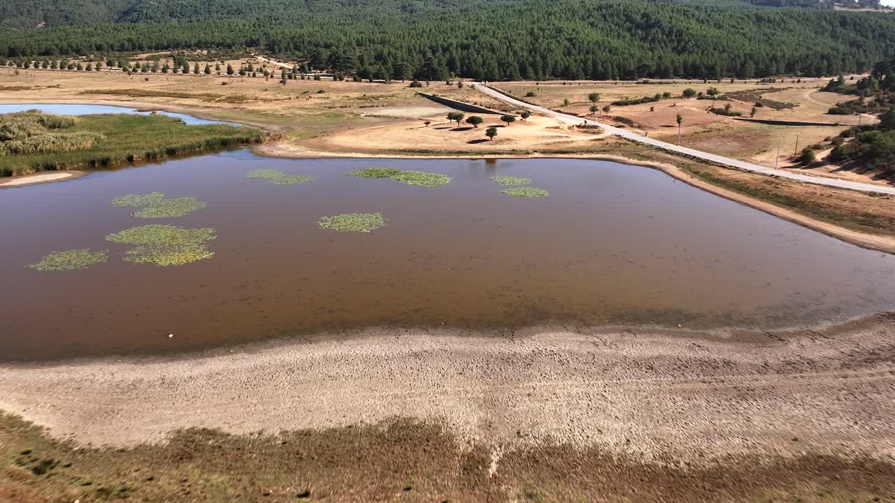 Buldan Lake  zooming out T&uuml;rkiye