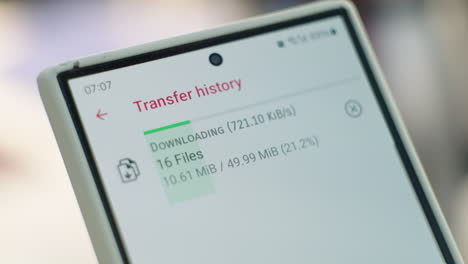 loading process of downloading files on mobile phone