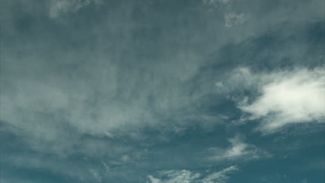 Dramatic-cloud-Time-lapse-with-deep-blue-sky-24fps