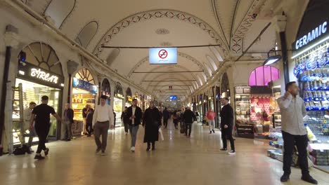 crowded grand bazaar in istanbul