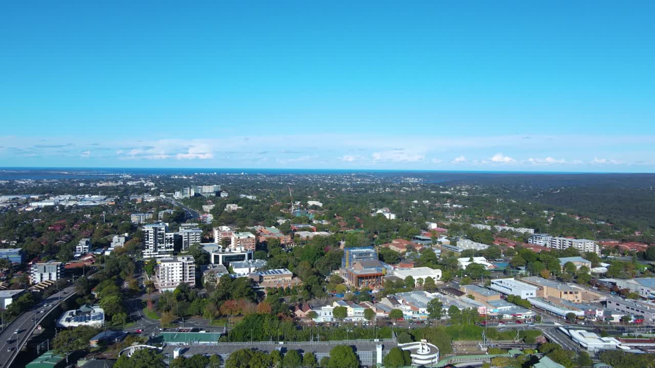 사우스 시드니 (nsw) 의 사더랜드 시어 (sutherland shire) 의 서더랜드 교외의 드론 뷰