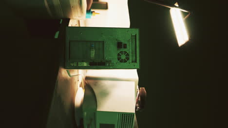 formato vertical de computadoras retro antiguas y otros dispositivos