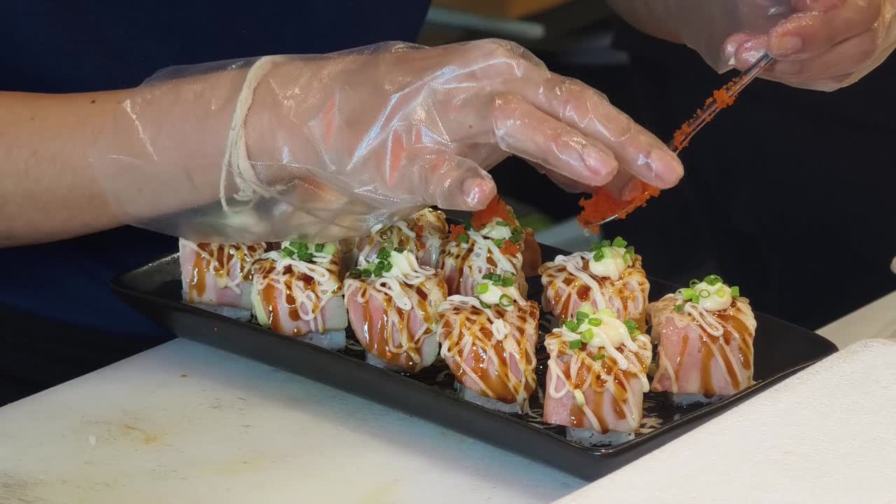 la preparación de sushi