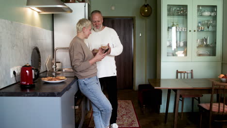 couple drinking wine at home