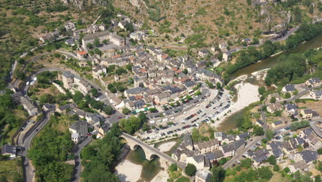 Vista-Aérea-Del-Cañón-Sainte-Enimie-Gorges-Du-Tarn-Francia