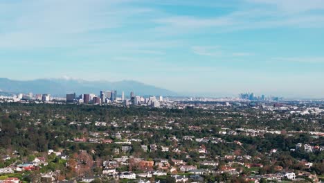 Vista-Aérea-De-Drones-De-West-Hollywood-Y-Del-Horizonte-De-Los-Ángeles.