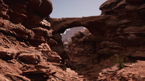 Arco-De-Piedra-Roja-En-El-Parque-Del-Gran-Cañón