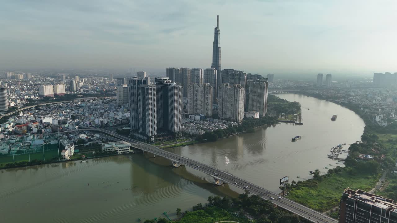 Vietnam's tallest building is located next to a beautiful river | Ho Chi Minh City - Vietnam